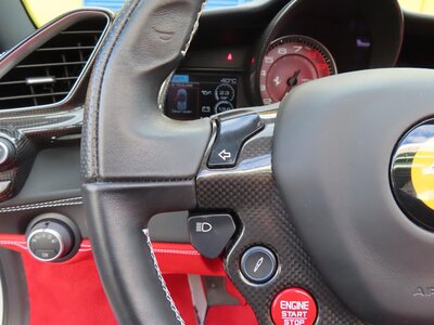 2016 Ferrari 488 SPIDER 照片 82