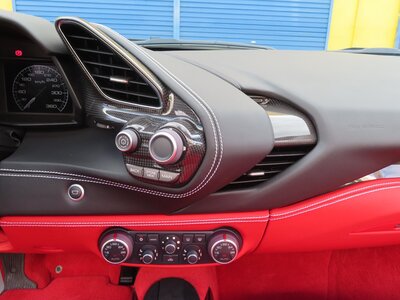 2016 Ferrari 488 SPIDER 照片 88