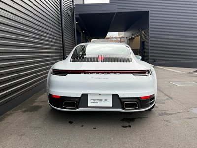2022 Porsche 911 photo 9