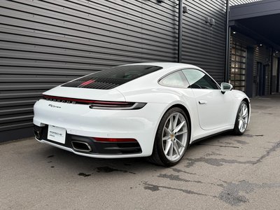 2022 Porsche 911 photo 8