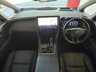 صورة 6 لـ 2023 Toyota ALPHARD