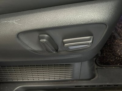صورة 31 لـ 2023 Toyota ALPHARD