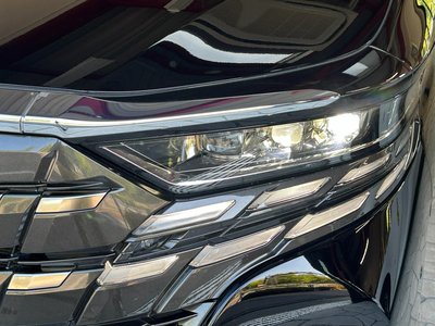 صورة 48 لـ 2023 Toyota ALPHARD