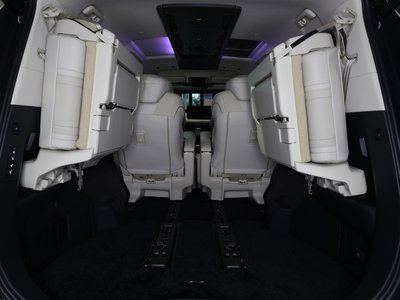 صورة مصغرة 20 لـ 2024 Lexus LM