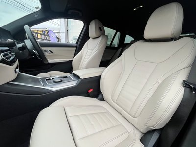 2023 BMW 3 SERIES TOURING photo 3