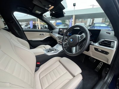 2023 BMW 3 SERIES TOURING photo 9