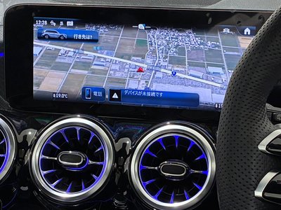 2026 Mercedes-BENZ GLB photo 8