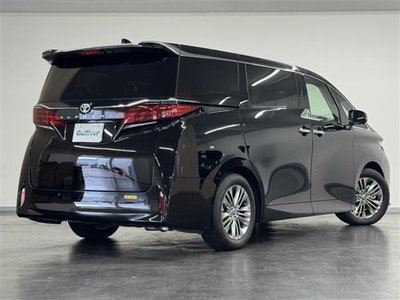 2025 Toyota ALPHARD — фото 39