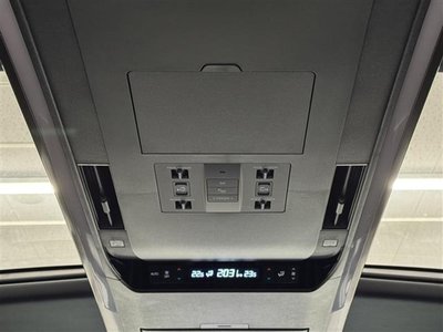2025 Toyota ALPHARD — фото 20