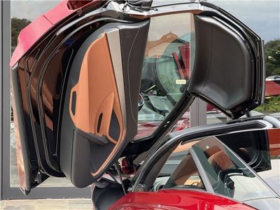 2018 Mclaren 720S thumbnail 21