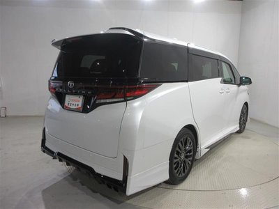 2025 Toyota VELLFIRE — фото 2