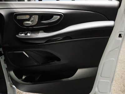 2025 Mercedes-BENZ V-CLASS thumbnail 35