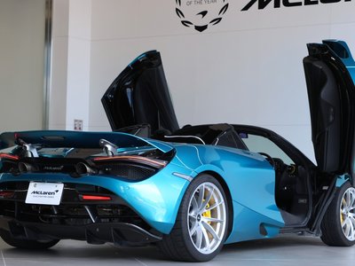 صورة 6 لـ 2021 Mclaren 720S SPIDER