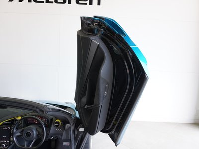صورة 40 لـ 2021 Mclaren 720S SPIDER