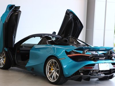صورة 11 لـ 2021 Mclaren 720S SPIDER