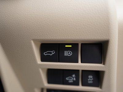 2025 Toyota LAND CRUISER 300 thumbnail 45