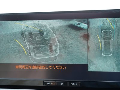 2025 Toyota LAND CRUISER 300 thumbnail 32