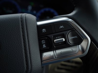 2025 Toyota LAND CRUISER 300 thumbnail 44
