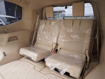 2025 Toyota LAND CRUISER 300 thumbnail 54