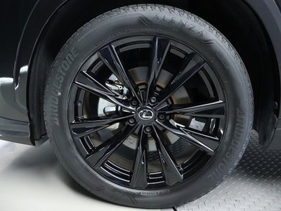 صورة مصغرة 15 لـ 2023 Lexus NX