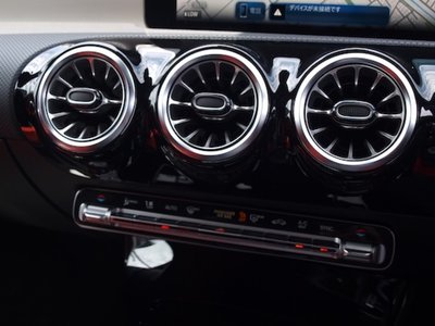 2025 Mercedes-BENZ CLA thumbnail 23