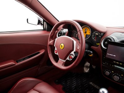 صورة 34 لـ 2006 Ferrari F430