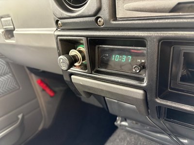 1998 Toyota LAND CRUISER 70 照片 33