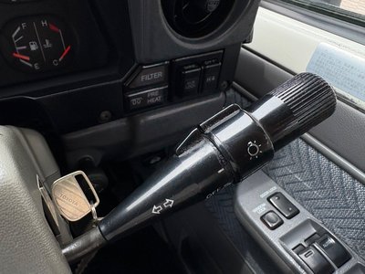 1998 Toyota LAND CRUISER 70 照片 24