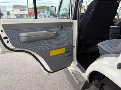 1998 Toyota LAND CRUISER 70 照片 52