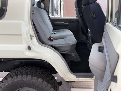 1998 Toyota LAND CRUISER 70 照片 47