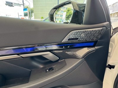 2025 BMW M5 photo 13