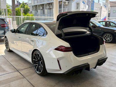 2025 BMW M5 thumbnail 24