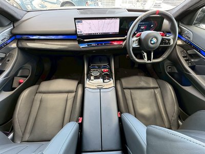 2025 BMW M5 photo 3