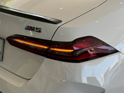 2025 BMW M5 thumbnail 58
