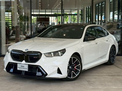 2025 BMW M5 photo 1