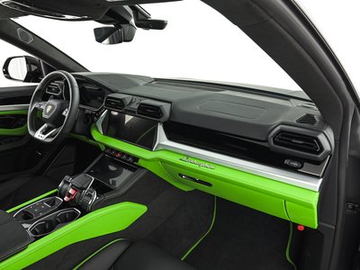 صورة 16 لـ 2025 Lamborghini URUS