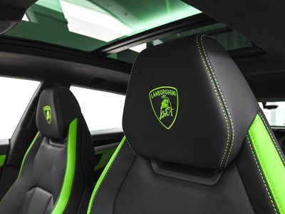 صورة 14 لـ 2025 Lamborghini URUS