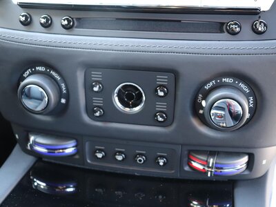 صورة 30 لـ 2020 ROLLS-ROYCE WRAITH