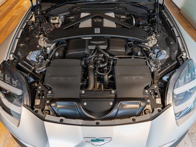 2025 Aston Martin VANQUISH VOLANTE 缩略图 29