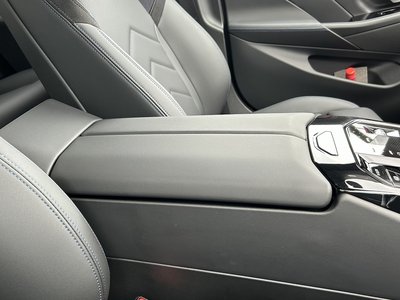2026 BMW 5 SERIES thumbnail 22