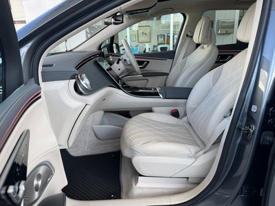 2024 Mercedes-BENZ EQS photo 13
