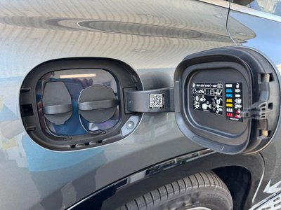 2024 Mercedes-BENZ EQS thumbnail 73