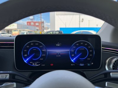 2024 Mercedes-BENZ EQS thumbnail 32