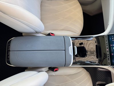 2024 Mercedes-BENZ EQS thumbnail 47