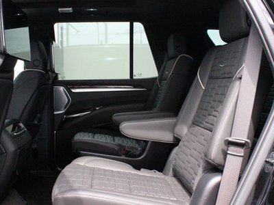 2025 Cadillac ESCALADE — фото 16