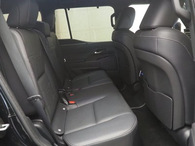 2025 Lexus GX photo 14