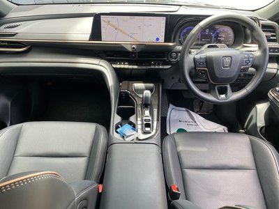2025 Toyota CROWN SPORT — миниатюра 26