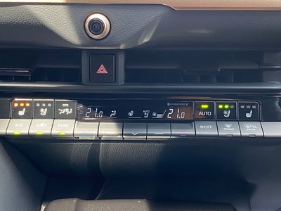 2025 Toyota CROWN SPORT — миниатюра 33