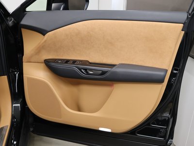 2023 Lexus RZ — миниатюра 18