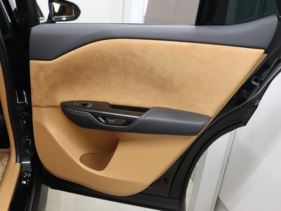 2023 Lexus RZ — миниатюра 20